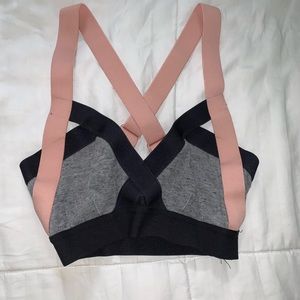 Aritzia Bra (Brand - Community)